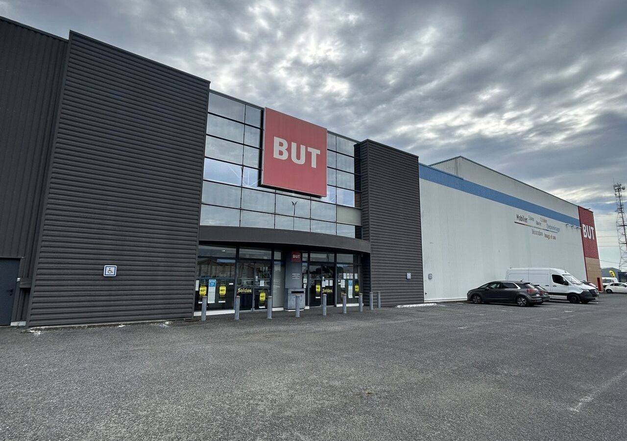 Point de vente BUT a Biganos amenage par APTA Concept