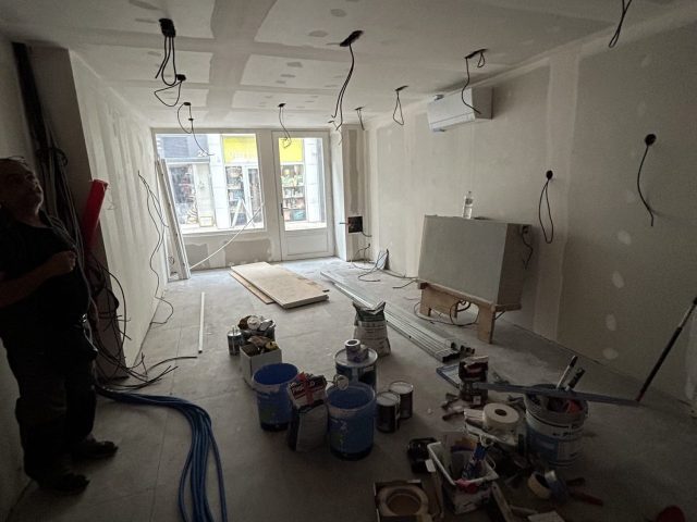 Local en cours de travaux avant amenagement de la boutique Vapotech a Dax