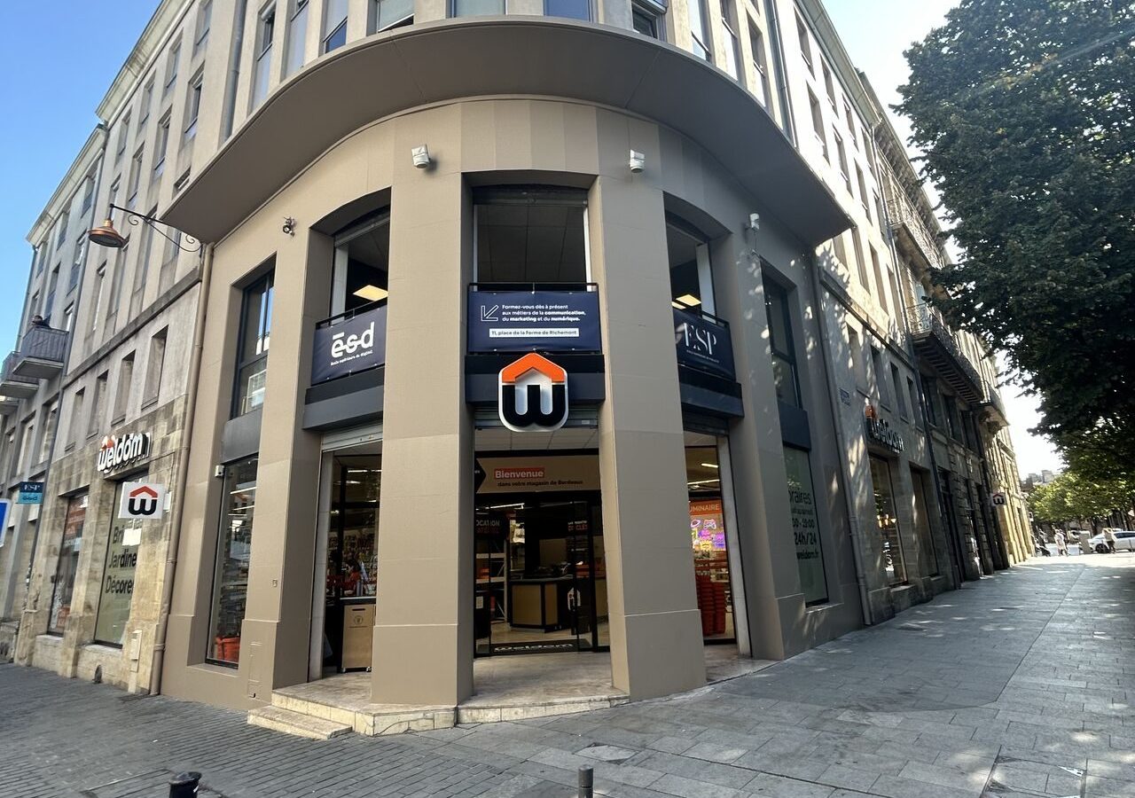 Facade du magasin Weldom a Bordeaux